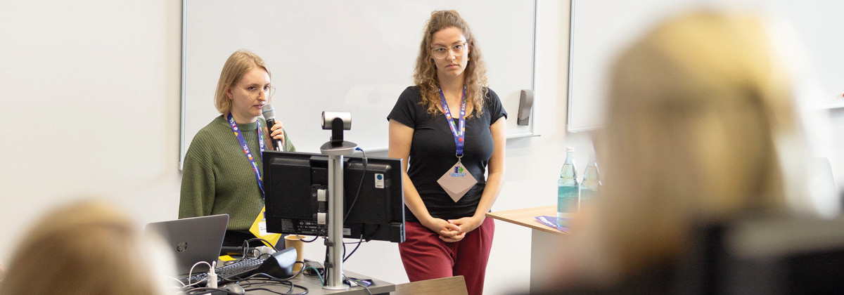 Blick in den Vortrag mit Inari Priess und Anna Lotta Löw