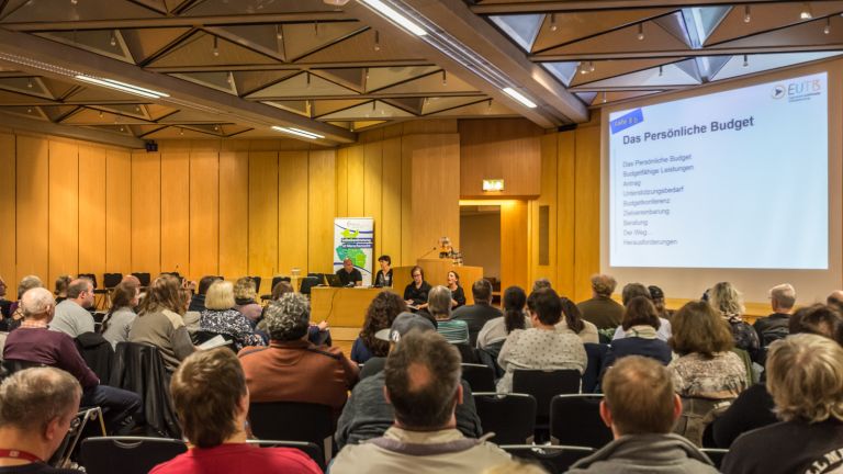 Rund 150 Gäste nahmen an der Abschlussveranstaltung zur Aktionswoche teil.