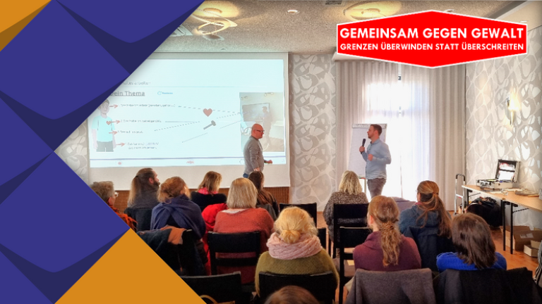 Foto mit Teilnehmer*innen des Fachtags